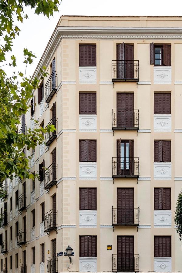 Aparthotel Bob W Arte Madrid Exterior foto